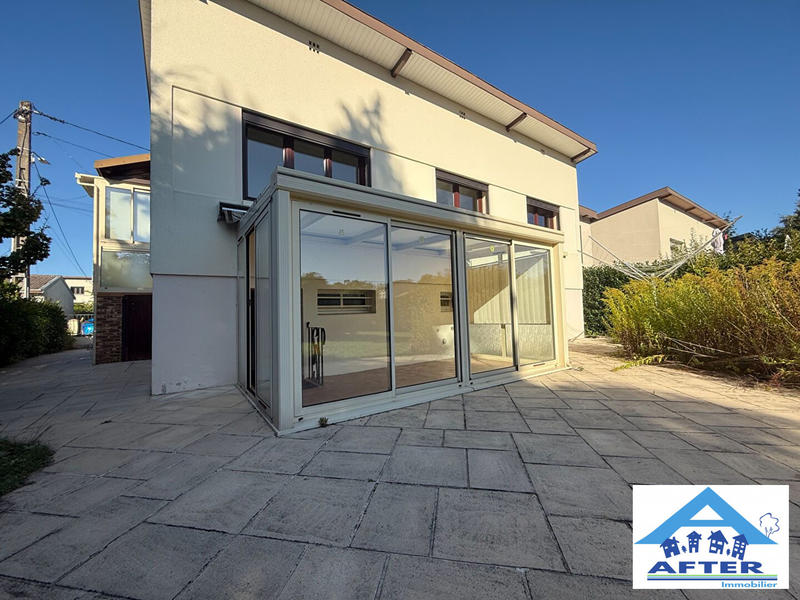 Maison - 86 m² - 4 pièces