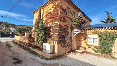 Villa - 134 m² - 6 pièces