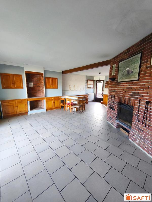 Maison - 95 m² - 5 pièces