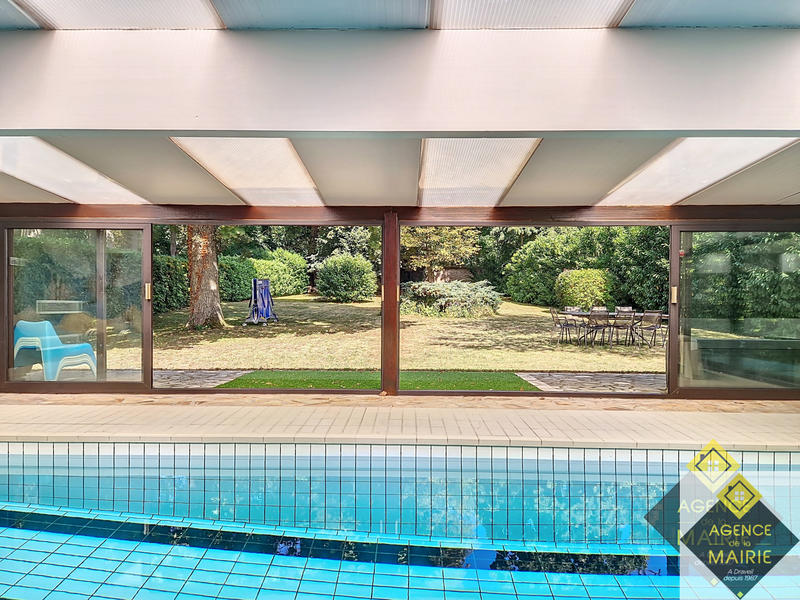 Maison - 170 m² - 6 pièces