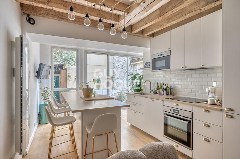 Maison - 84 m² - 5 pièces