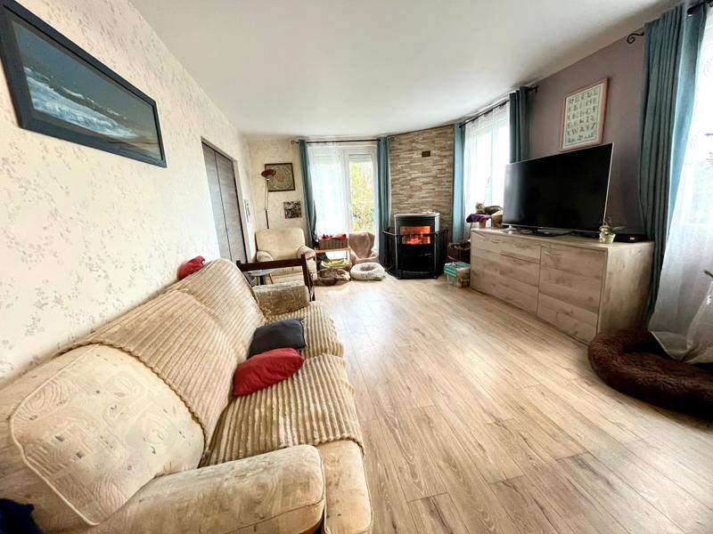 Maison - 205 m² - 8 pièces