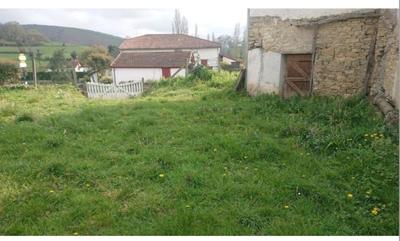 Maison - 140 m² - 9 pièces