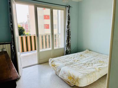 Appartement - 76 m² - 4 pièces