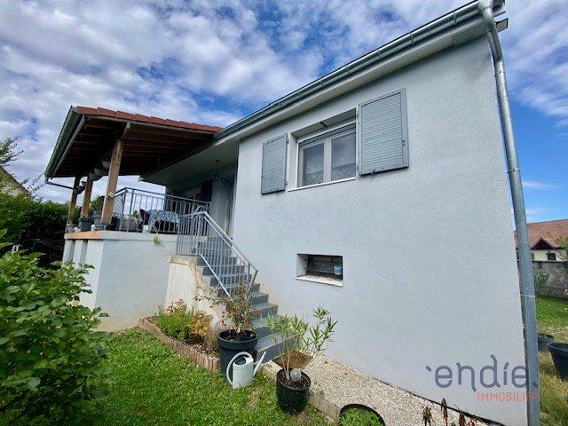 Maison - 136 m² - 6 pièces