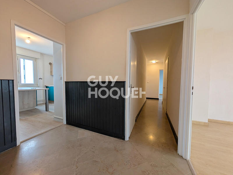 Appartement - 94 m² - 5 pièces