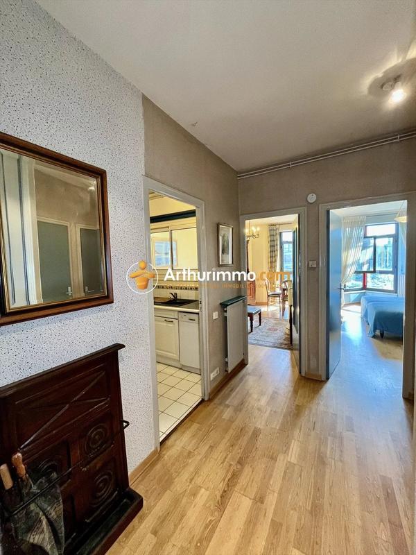 Appartement - 49 m² - 2 pièces