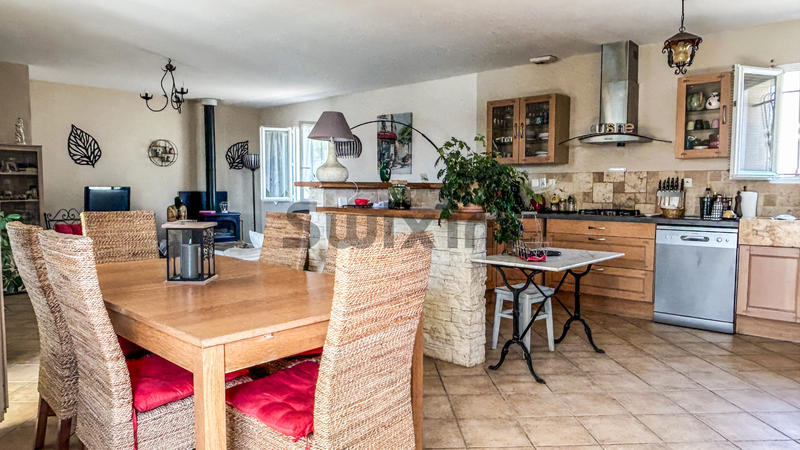 Villa - 104 m² - 5 pièces