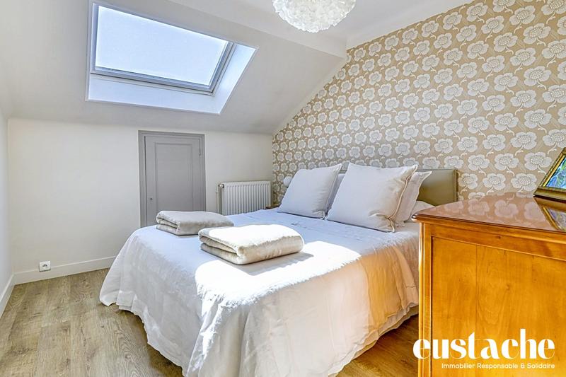 Appartement - 103 m² - 5 pièces