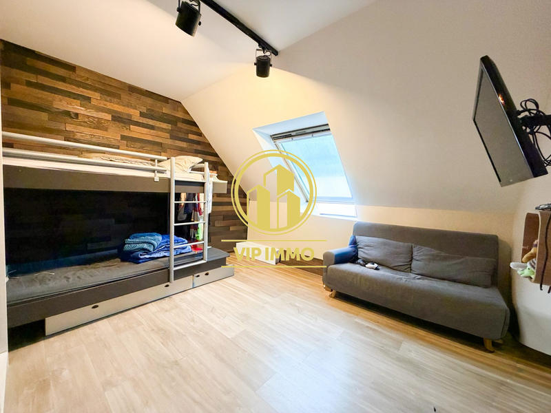 Maison - 108 m² - 6 pièces