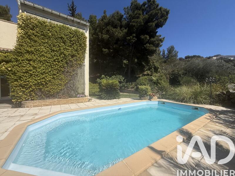 Maison - 151 m² - 6 pièces