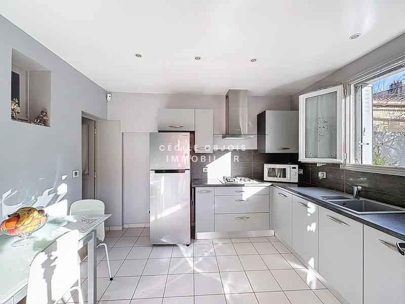 Maison ancienne - 102 m² - 7 pièces