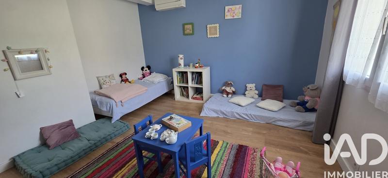 Maison - 200 m² - 6 pièces