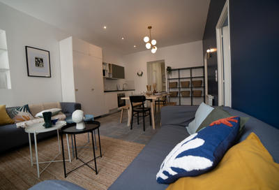 Appartement - 120 m² - 6 pièces