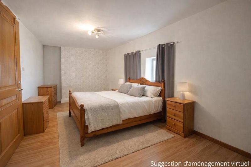 Maison - 151 m² - 7 pièces