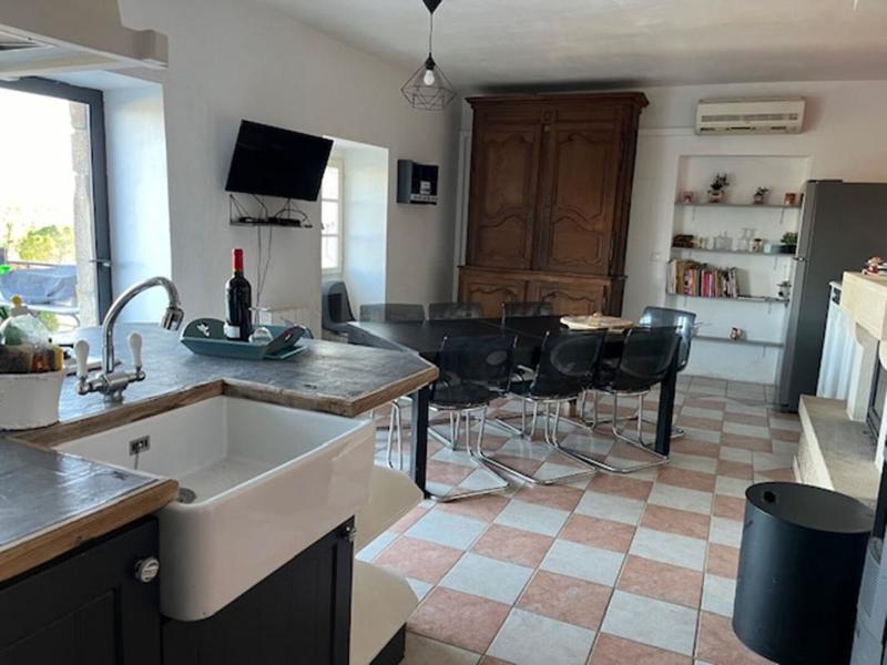 Maison - 244 m² - 10 pièces