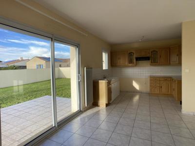 Maison - 80 m² - 4 pièces