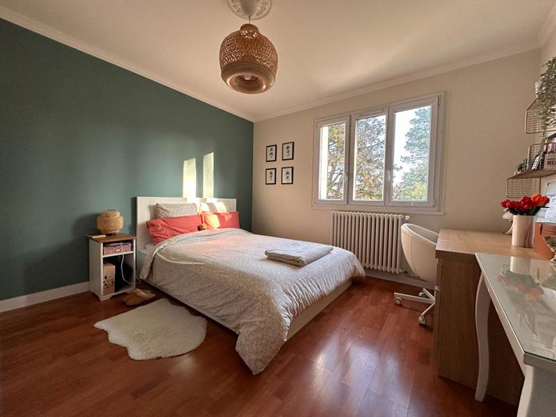 Appartement - 82 m² - 4 pièces