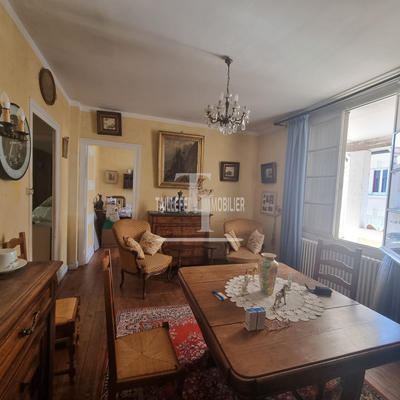 Maison - 113 m² - 6 pièces