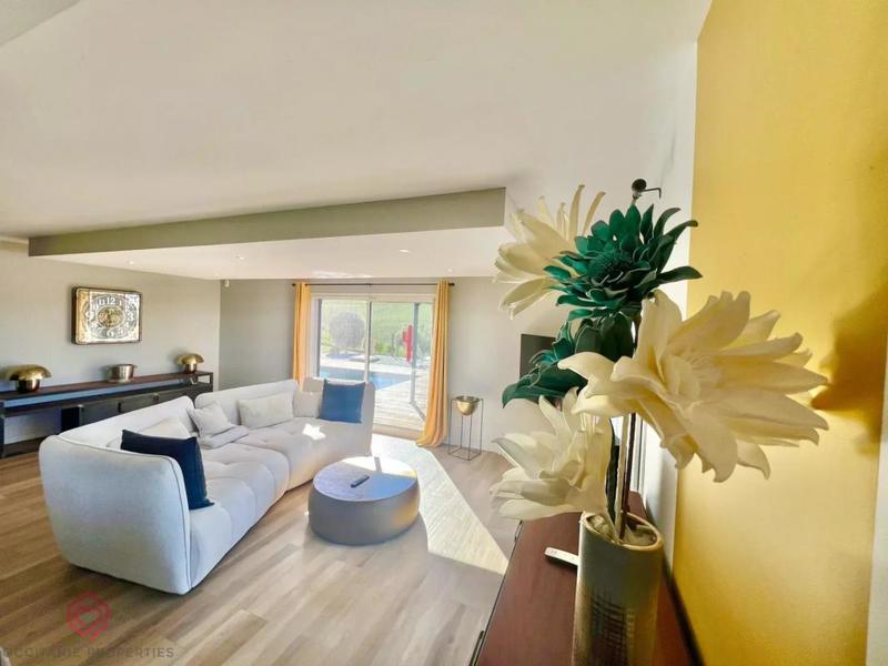 Villa - 99 m² - 4 pièces