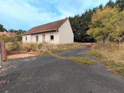 Maison traditionnelle - 110 m² - 4 pièces