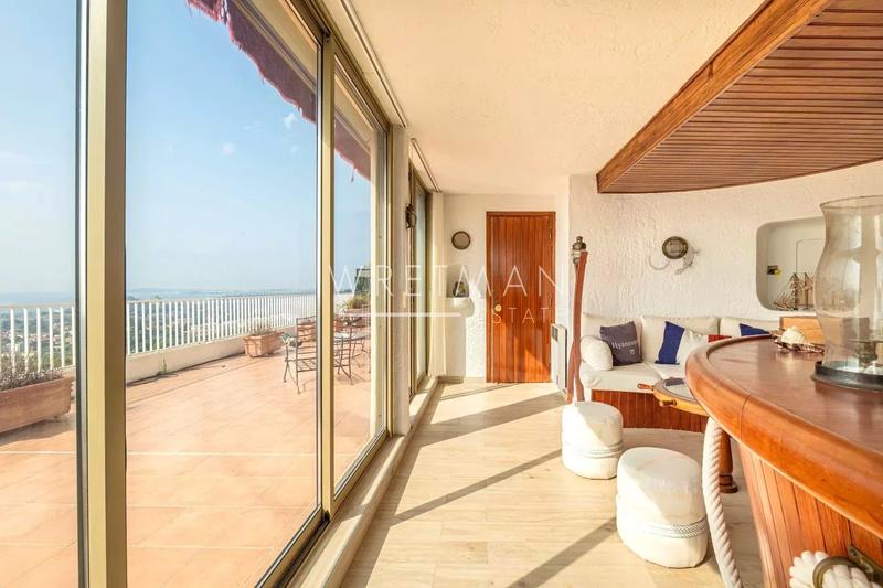 Appartement - 179 m² - 5 pièces