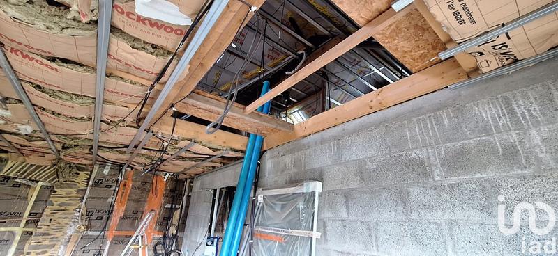 Maison - 260 m² - 6 pièces