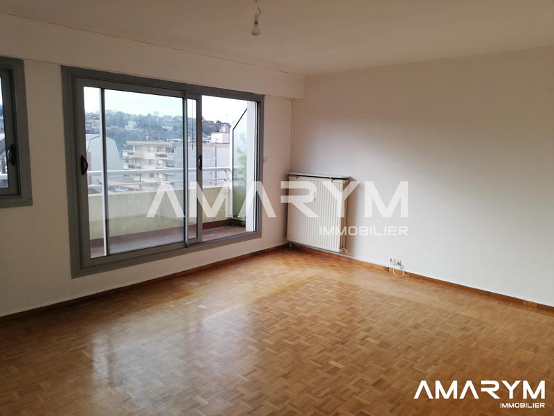 Appartement - 82 m² - 4 pièces