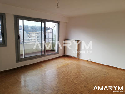 Appartement - 82 m² - 4 pièces