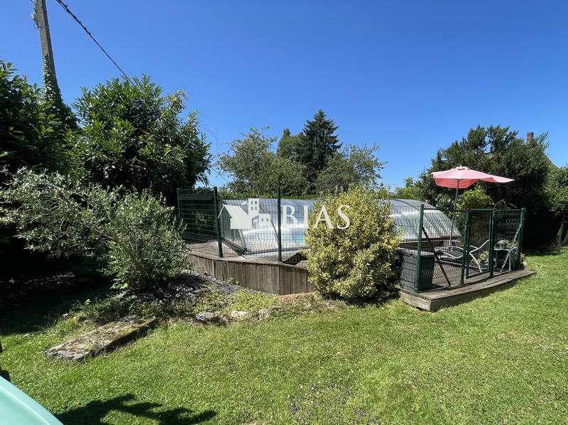 Maison - 96 m² - 5 pièces