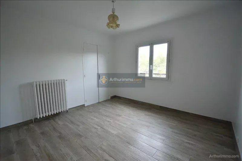 Appartement - 83 m² - 3 pièces