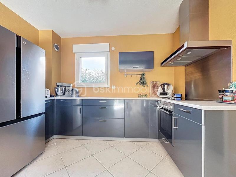 Maison - 98 m² - 4 pièces