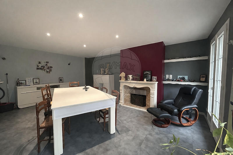 Maison - 127 m² - 5 pièces