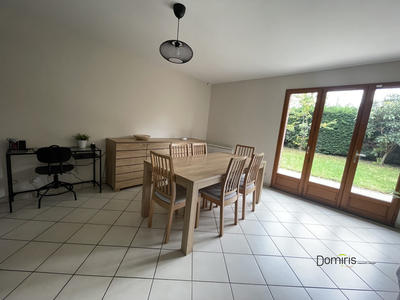 Maison - 95 m² - 5 pièces