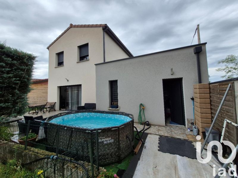 Maison - 99 m² - 5 pièces