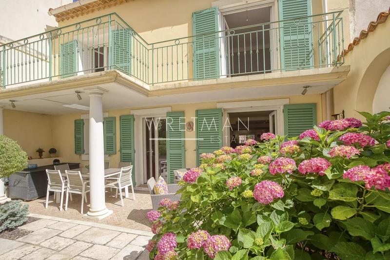 Maison - 152 m² - 6 pièces