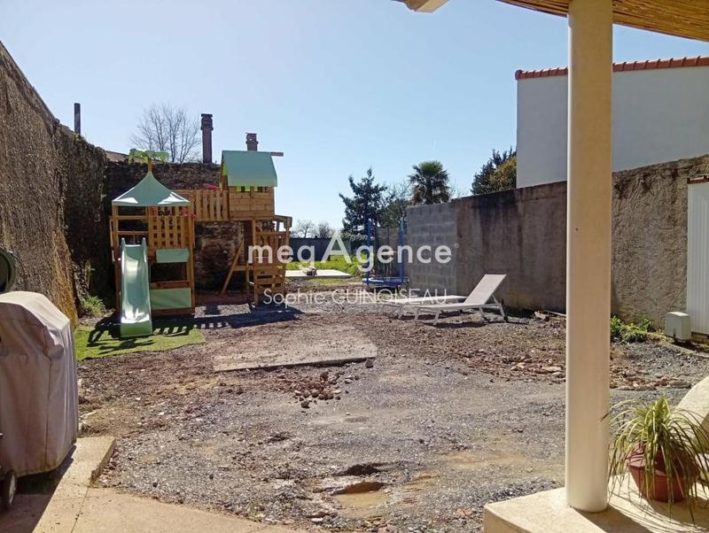 Maison - 193 m² - 7 pièces