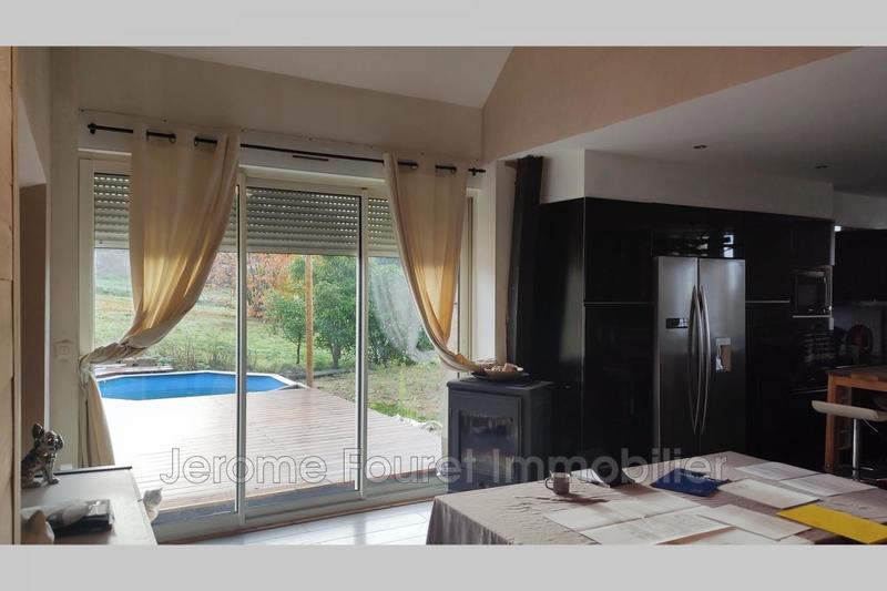 Maison en pierre - 256 m² - 7 pièces