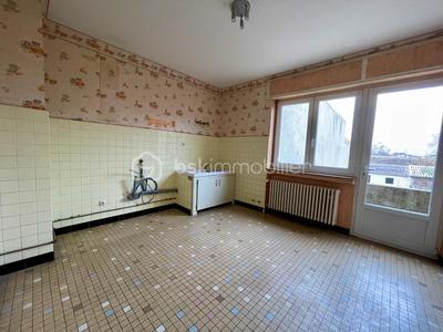 Maison de ville - 81 m² - 5 pièces