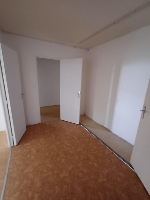 Appartement ancien - 77 m² - 3 pièces