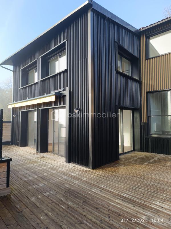 Maison de village - 130 m² - 4 pièces