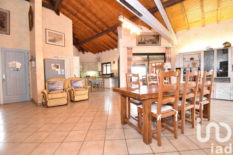 Maison - 177 m² - 7 pièces