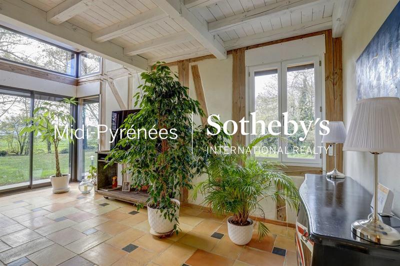 Maison - 186 m² - 7 pièces