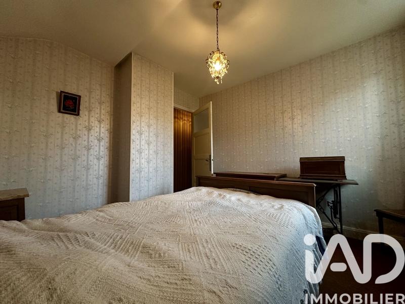 Maison - 93 m² - 5 pièces