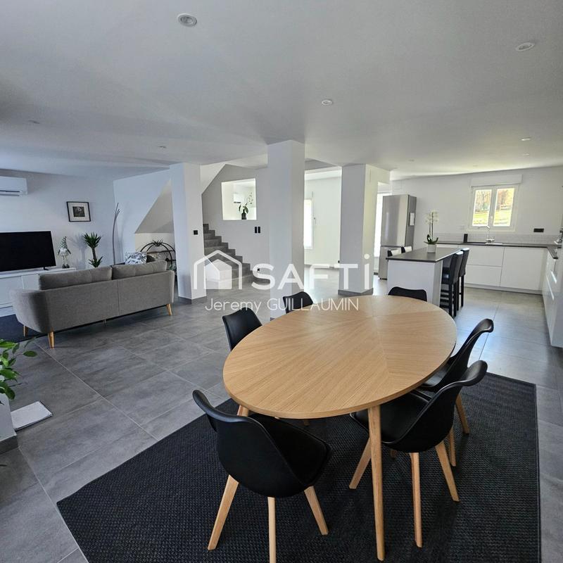 Maison - 153 m² - 5 pièces