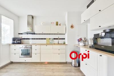 Appartement - 74 m² - 3 pièces