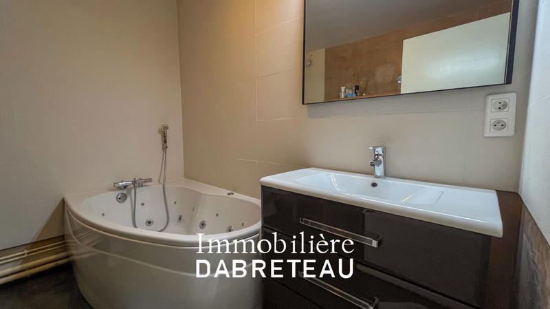 Appartement - 133 m² - 5 pièces
