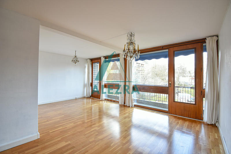 Appartement - 75 m² - 3 pièces