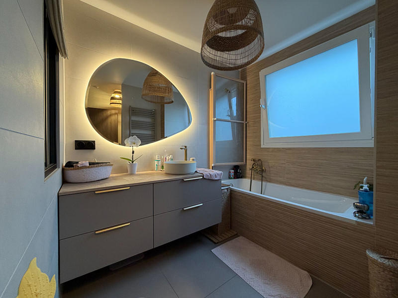 Appartement - 115 m² - 5 pièces