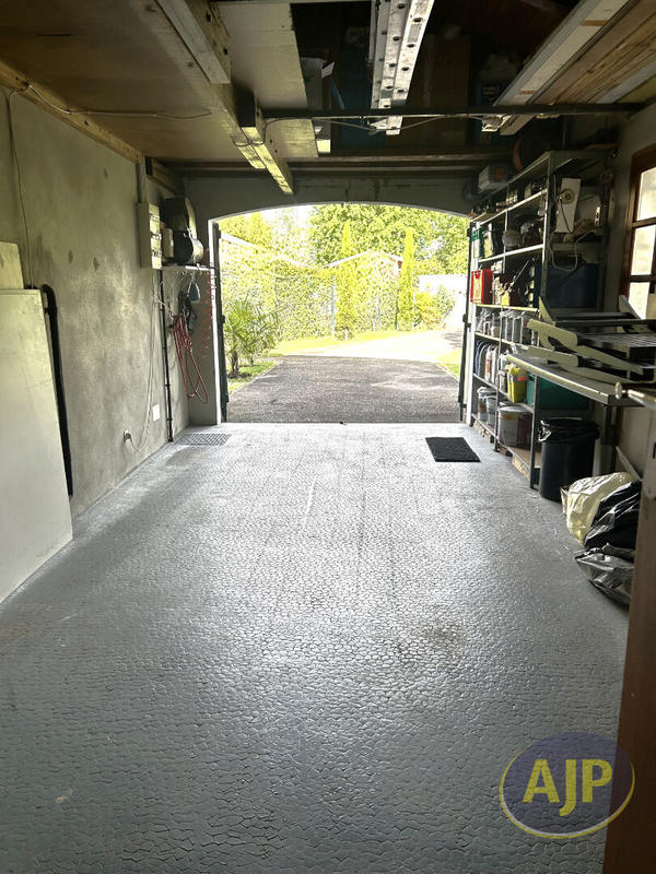 Maison - 185 m² - 6 pièces